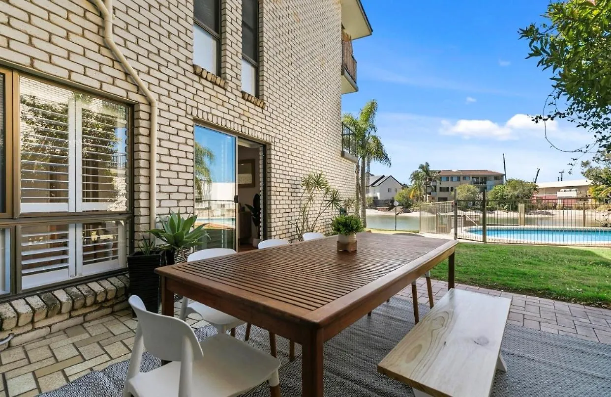 Mooloolaba Waterfront Unit - Sleeps 8 contacts